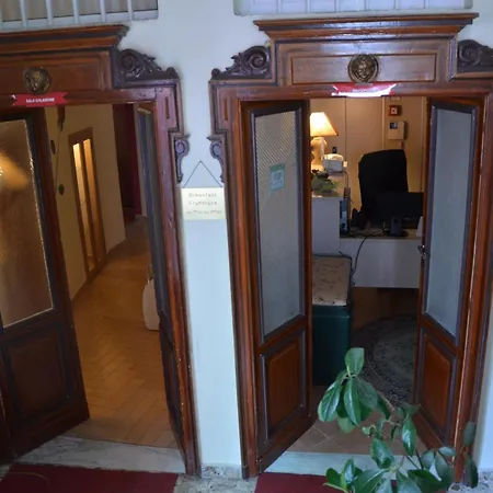 Le Quattro Fontane 3* גרבינה אין פוליה